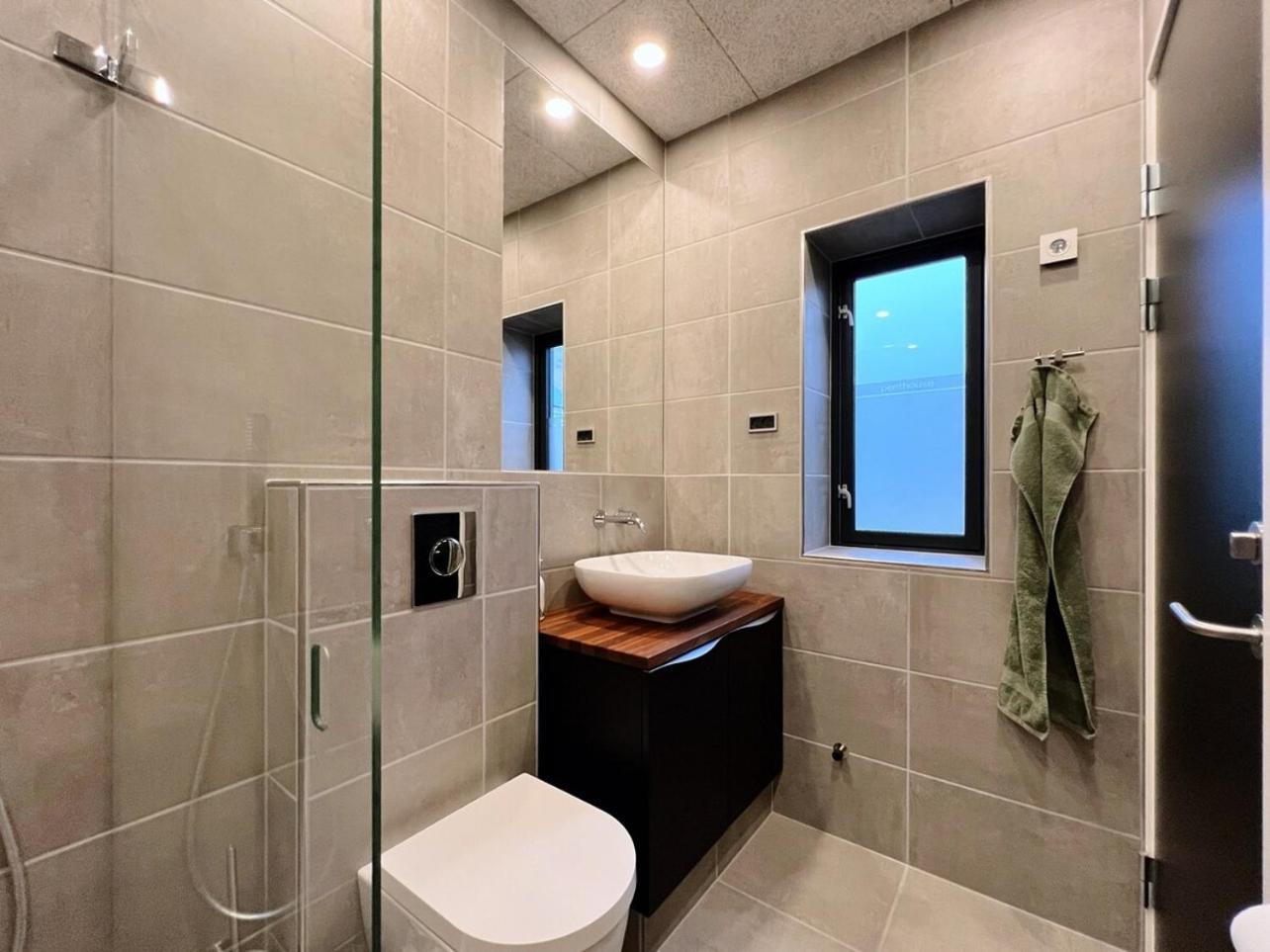 Stunning Ocean View Penthouse Apartment Oravik Exterior photo