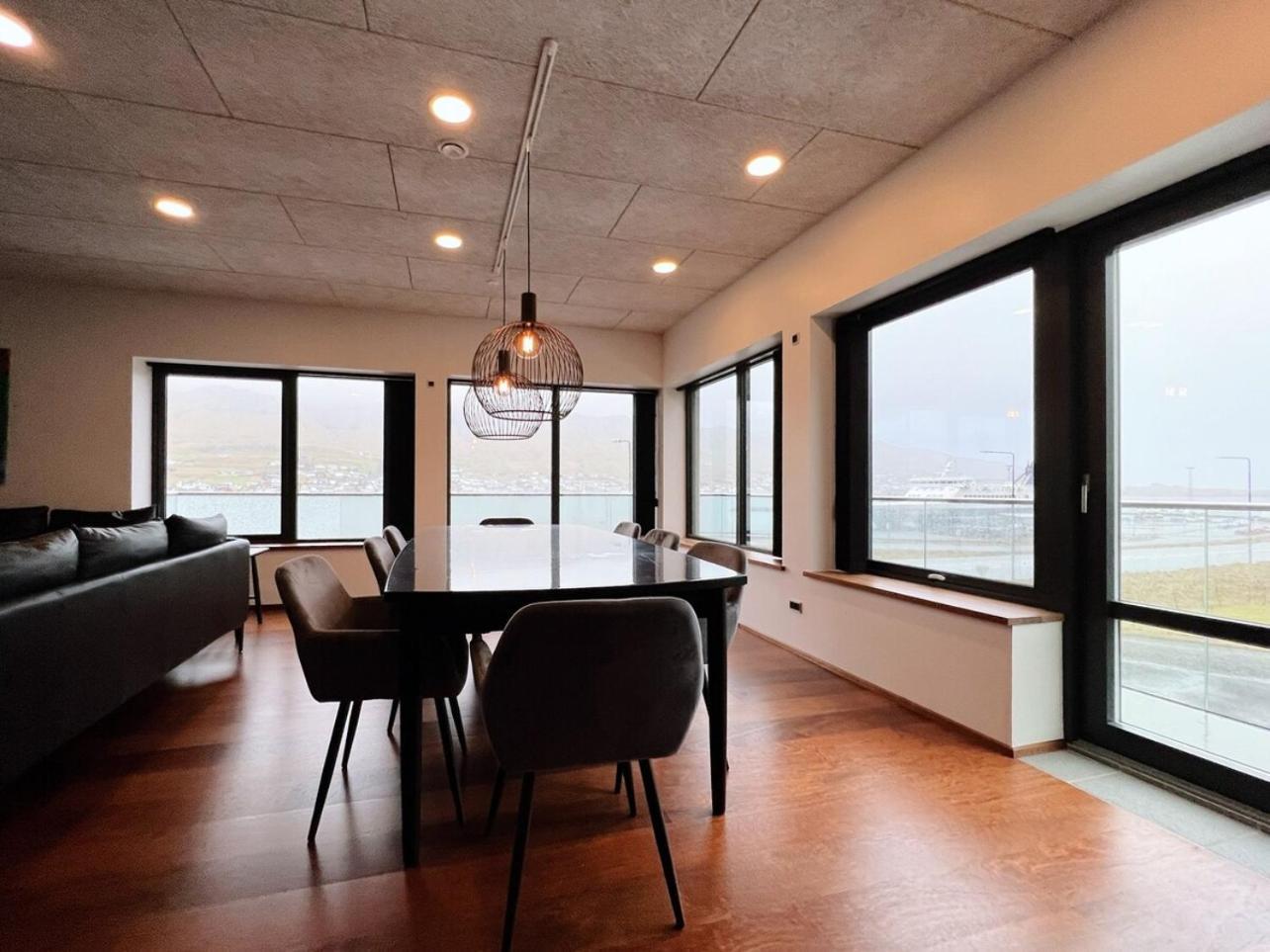 Stunning Ocean View Penthouse Apartment Oravik Exterior photo